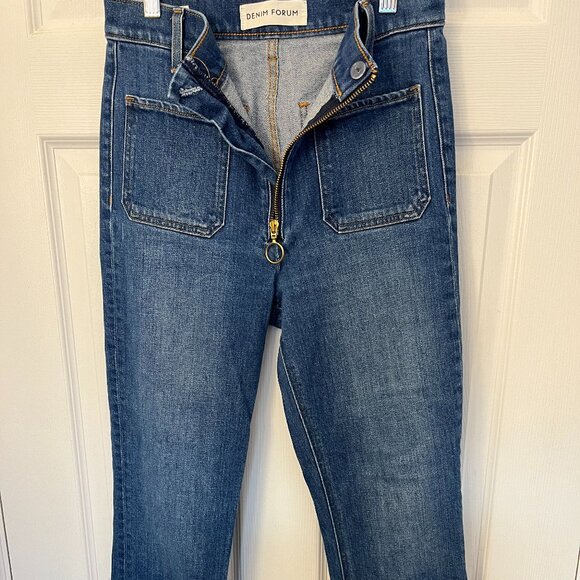 Aritzia Denim Forum The Just Peachy Straight High-waisted Zipper Front Jeans - Picture 4 of 10